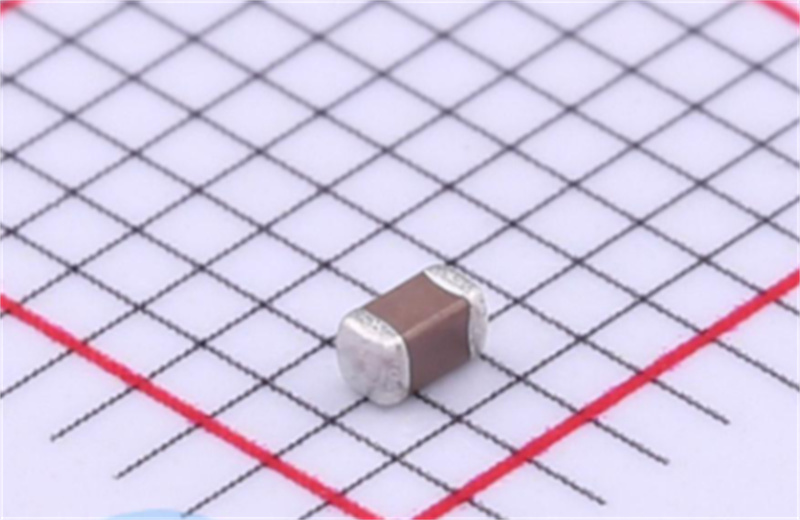 風(fēng)華貼片電容在通信信號(hào)處理中表現(xiàn)如何？